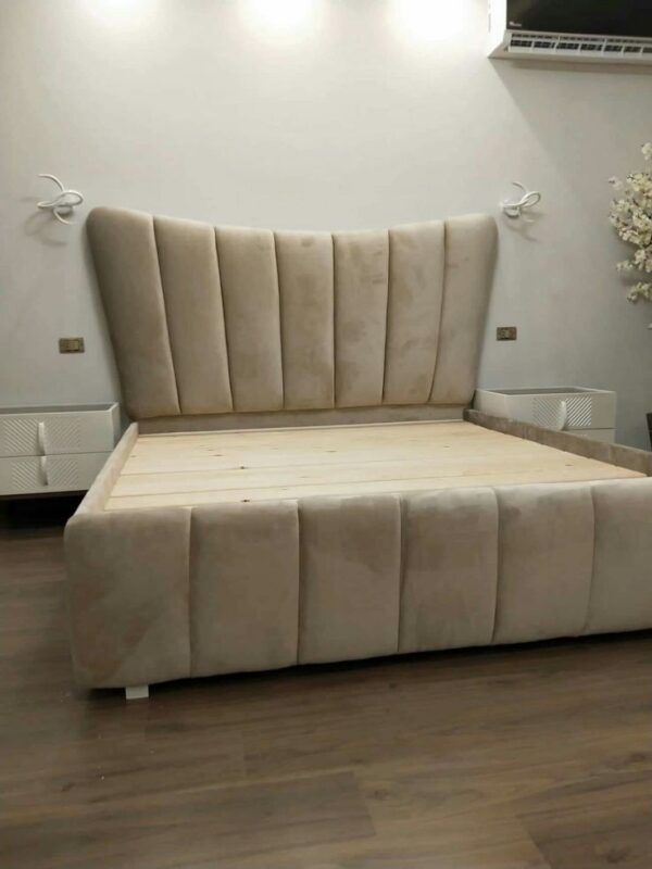 Creamy Suede Curved Headboard Solid Wood Bedframe Design